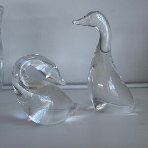 Signed vintage Steuben Preening Geese